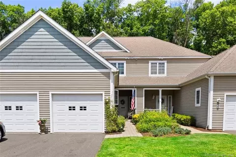 1985 West St #50, Southington, CT 06489