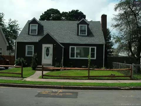 84 Burke St, Hamden, CT 06514