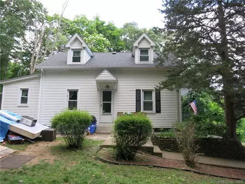216 Cliff St Ext, Norwich, CT 06360