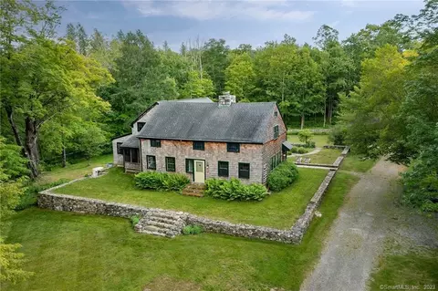 229 West St, Morris, CT 06763