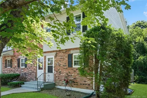 65 Athol St #65, Killingly, CT 06239