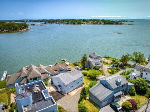 38 Brocketts Point Rd # a, Branford, CT 06405