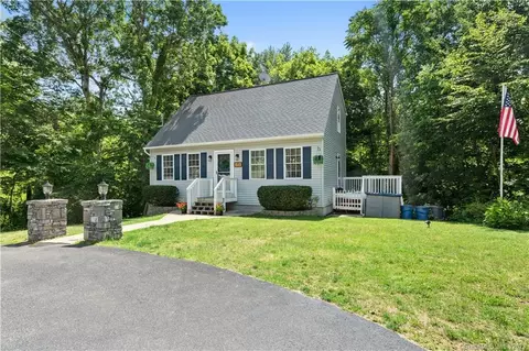 73 Stonybrook Rd, Ledyard, CT 06335