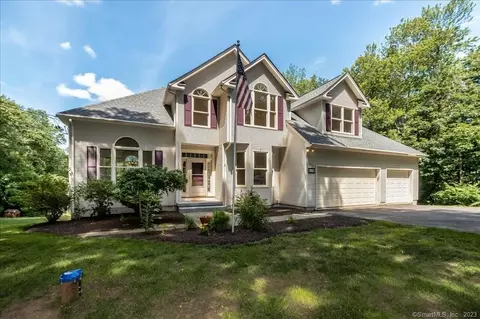 779 Newgate Rd, Suffield, CT 06093