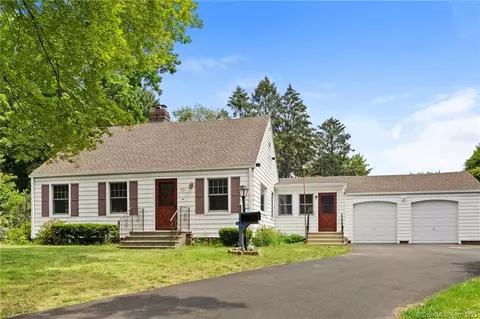 10 Howe Ct, East Haven, CT 06512