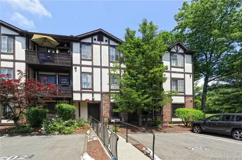 365 Mather St #201, Hamden, CT 06514