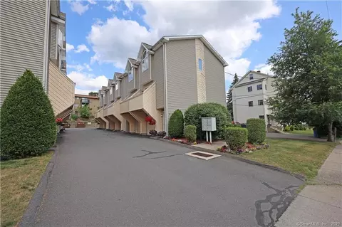 485 High St #D, New Britain, CT 06053