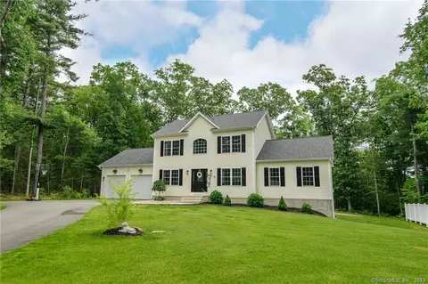 66 Cardinal Dr, Killingly, CT 06241