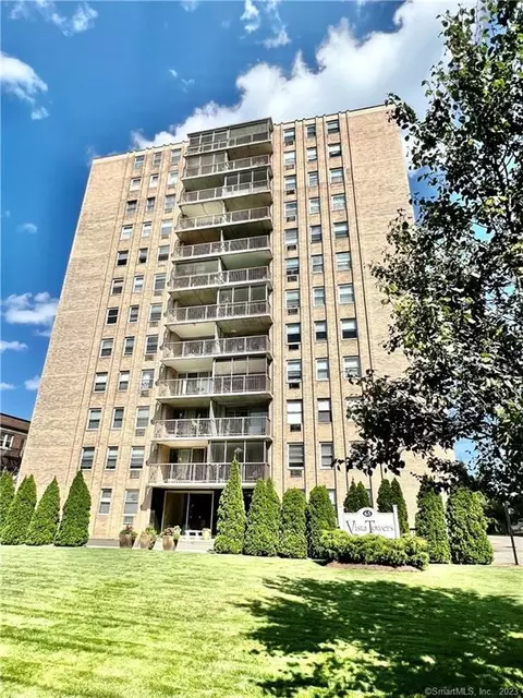 65 Glenbrook Rd #12B, Stamford, CT 06902