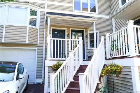 2838 Whitney Ave #9, Hamden, CT 06518