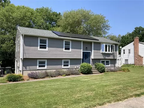 145 Carmen South Rd, Milford, CT 06460