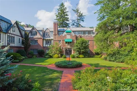 182 Fern St #2-6, West Hartford, CT 06119