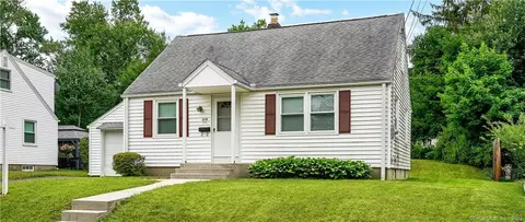 210 Quinn St, Naugatuck, CT 06770