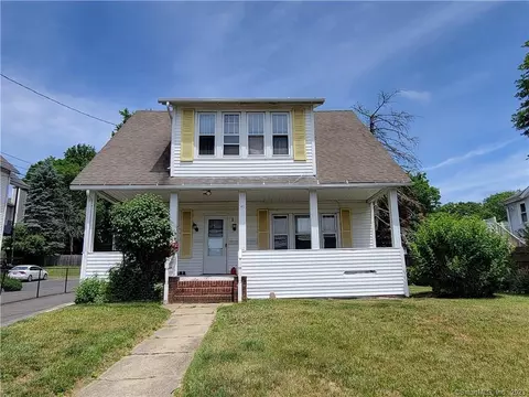 49 Town Hill Ave, Danbury, CT 06810