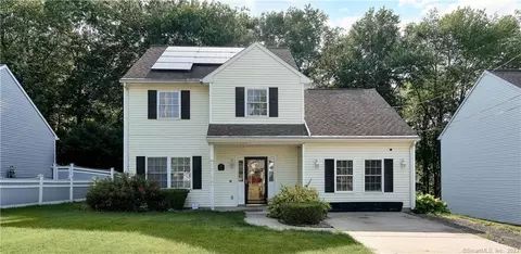 131 Thomas St, Hamden, CT 06514