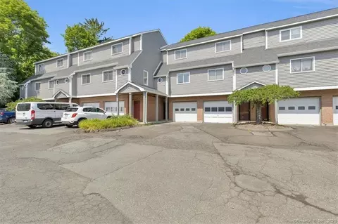 57 Woodley Ct #28, Meriden, CT 06450