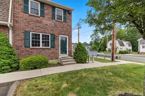 530 Center St #A1, Wallingford, CT 06492