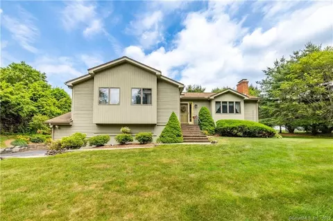 34 Lori Rd, Bolton, CT 06043