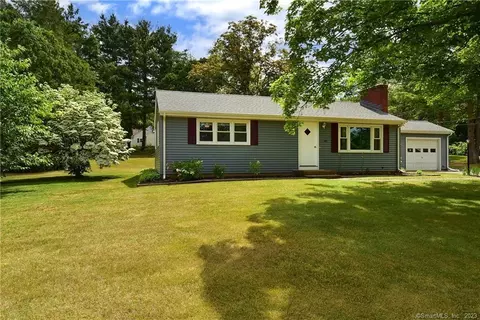 68 Welles Rd, Vernon, CT 06066