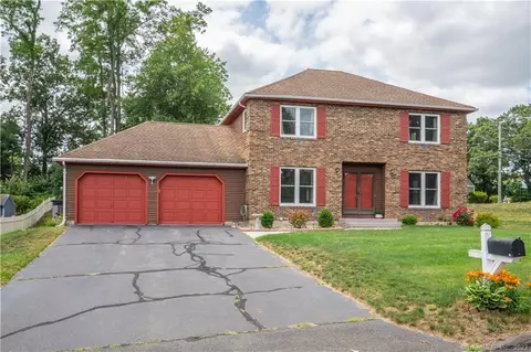 1 Hampden Pl, Windsor, CT 06095