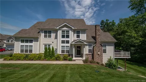 20 Highridge Rd #20, Middlebury, CT 06762