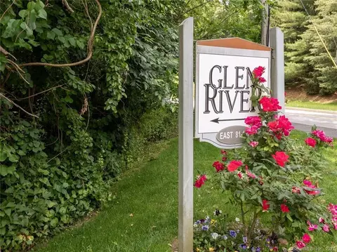 97 Glen Side E #97, Wilton, CT 06897