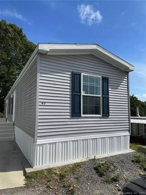 435 High St #63, Groton, CT 06355