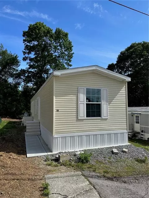 435 High St #59, Groton, CT 06355
