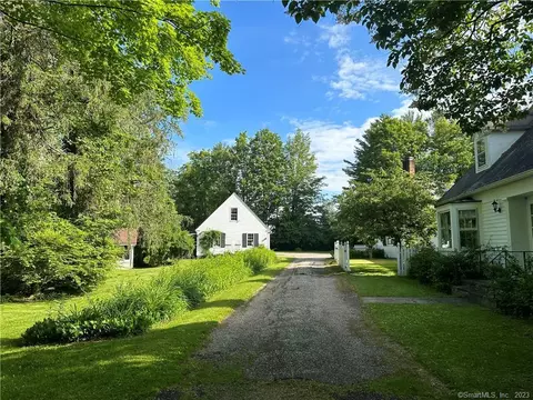6 Willow Dr, Salisbury, CT 06039