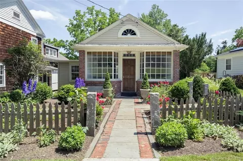 30 Sharon Rd, Salisbury, CT 06039
