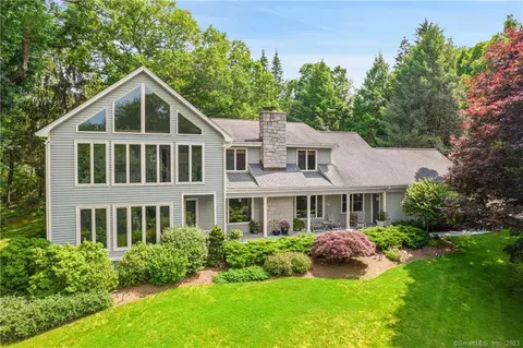 126 Flat Rock Rd, Easton, CT 06612