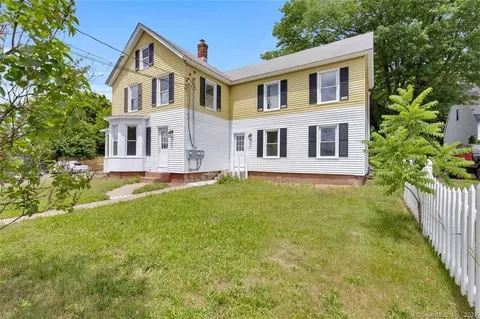 51 Mill St, Manchester, CT 06042