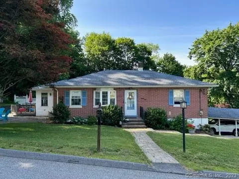 84 Woodruff Ave, Thomaston, CT 06787