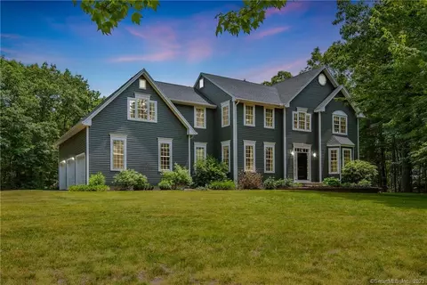 112 Cortland Way, Granby, CT 06060
