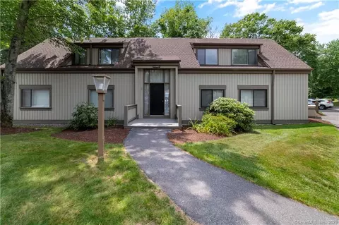 543 Heritage Vlg #B, Southbury, CT 06488