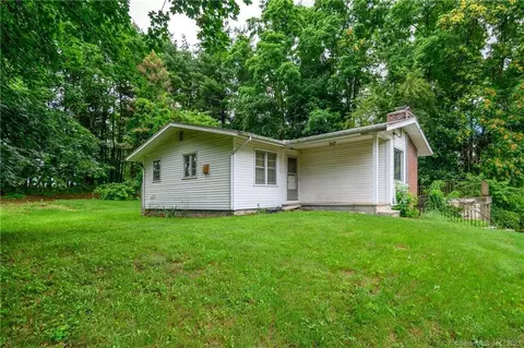 31 Lanesville Rd, New Milford, CT 06776