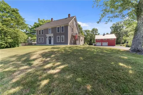 2 Town Line Hwy, Watertown, CT 06795