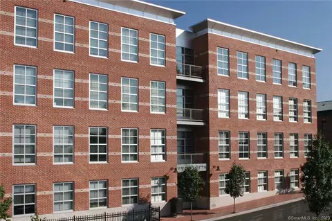10 Ann St #108, Norwalk, CT 06854