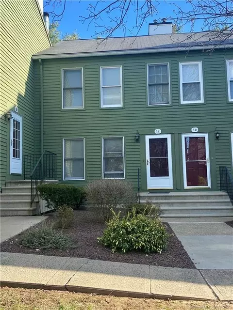 1 Riverview Dr #C, East Windsor, CT 06088