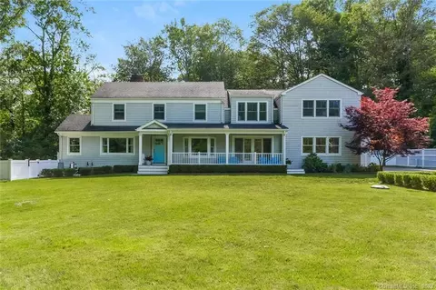 17 Mystic Ln, Darien, CT 06820