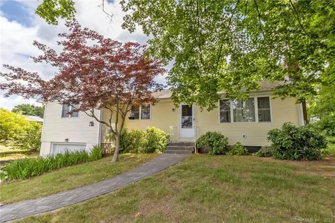21 Joelle Dr, Portland, CT 06480