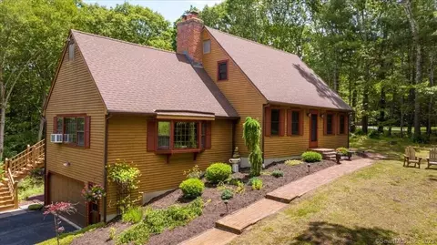 35 Heather Ln, Burlington, CT 06013