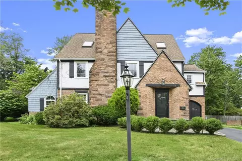 257 Terry Rd, Hartford, CT 06105