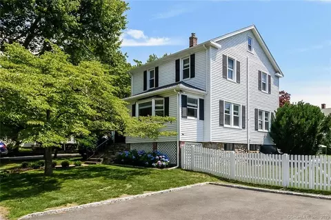 24 Charles St, Darien, CT 06820