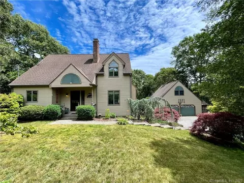 170 Starkweather Rd, Plainfield, CT 06374