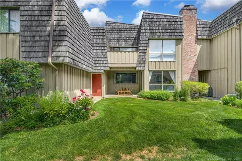 56 Gillies Ln #56, Norwalk, CT 06854