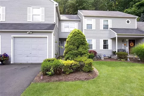 65 Quarry Village Rd #65, Cheshire, CT 06410