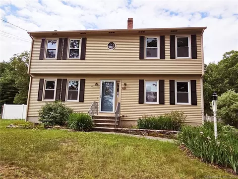 66 Pleasant View Dr, Killingly, CT 06241