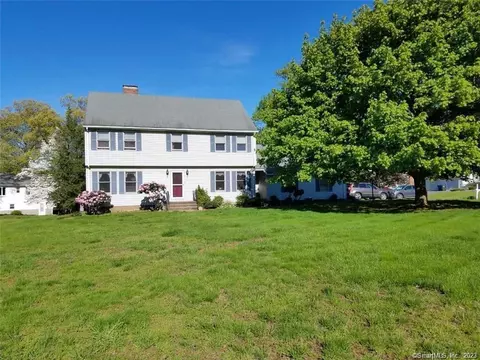 72 Settlers Knl, Newington, CT 06111