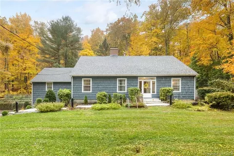 543 Simsbury Rd, Bloomfield, CT 06002